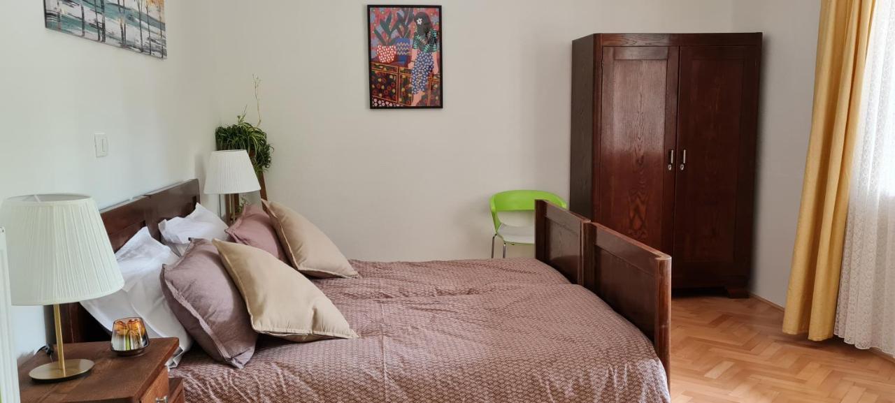 Nona Bb Bed & Breakfast Postojna Bagian luar foto