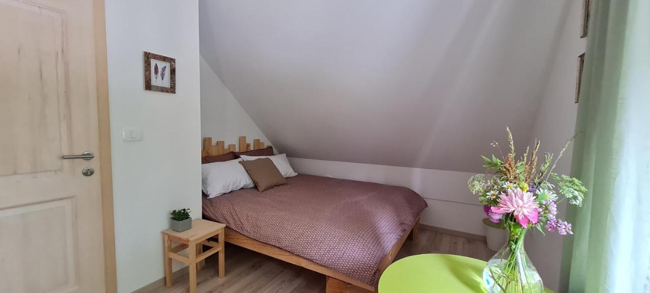Nona Bb Bed & Breakfast Postojna Bagian luar foto