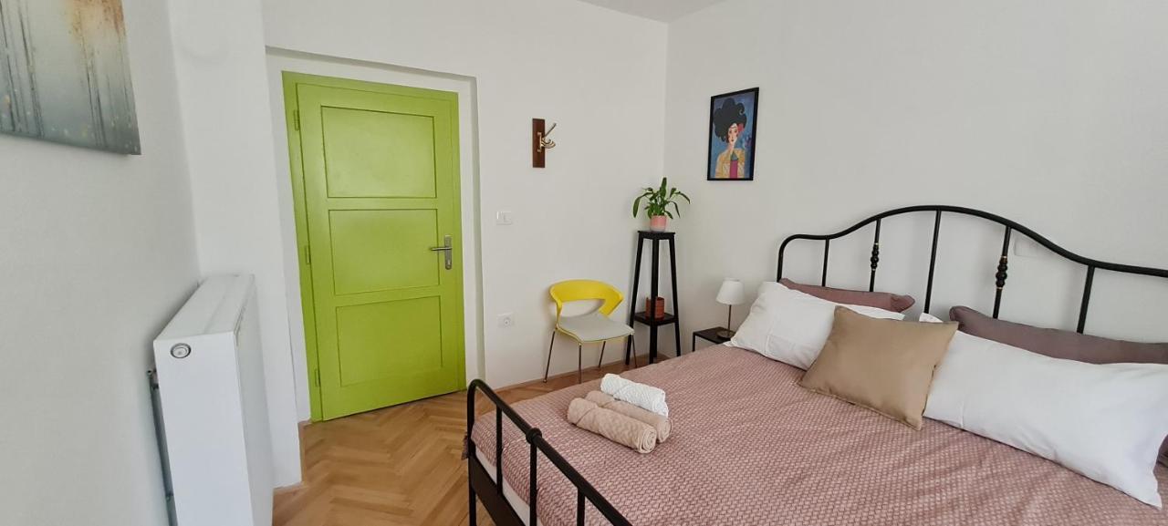 Nona Bb Bed & Breakfast Postojna Bagian luar foto