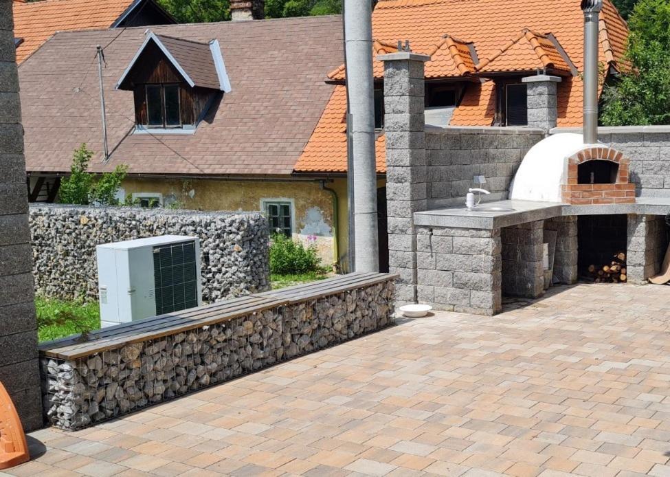 Nona Bb Bed & Breakfast Postojna Bagian luar foto