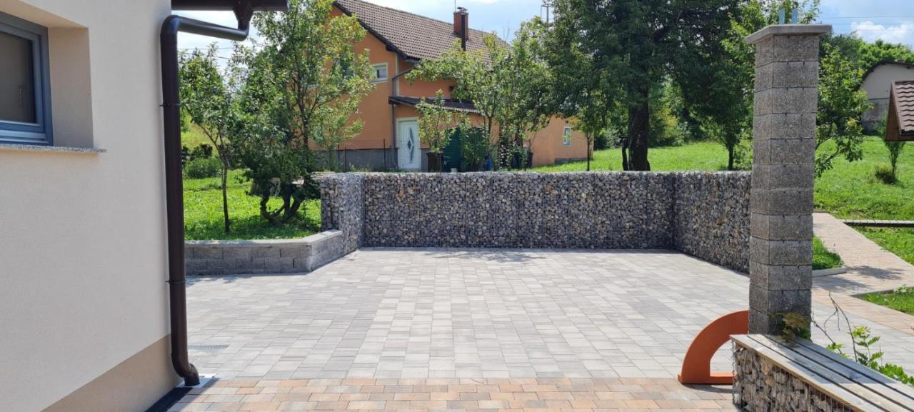 Nona Bb Bed & Breakfast Postojna Bagian luar foto