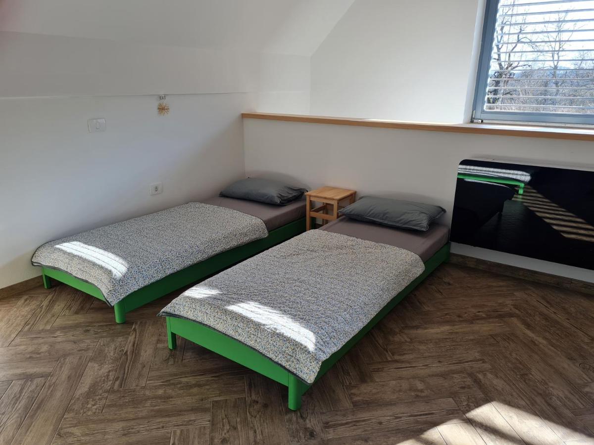 Nona Bb Bed & Breakfast Postojna Bagian luar foto