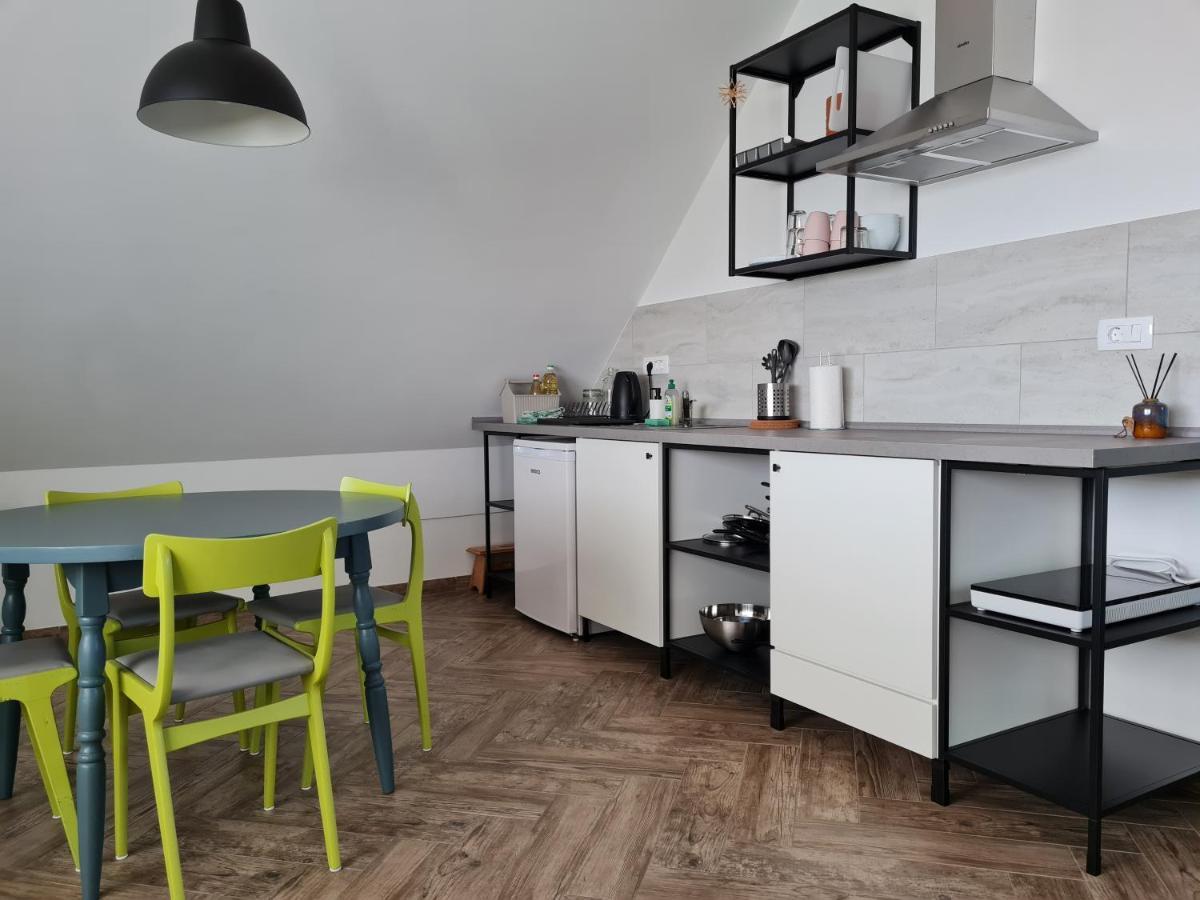 Nona Bb Bed & Breakfast Postojna Bagian luar foto